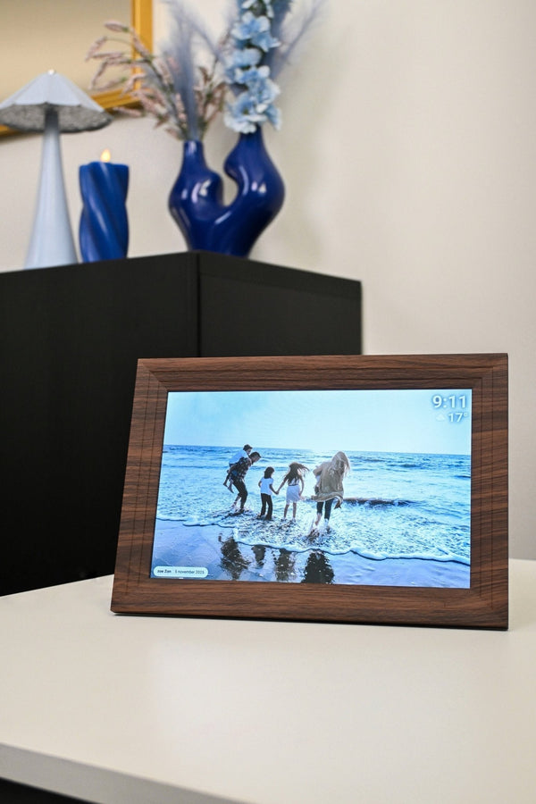 Digitaal fotolijstje op afstand foto's toevoegen | UMBRION