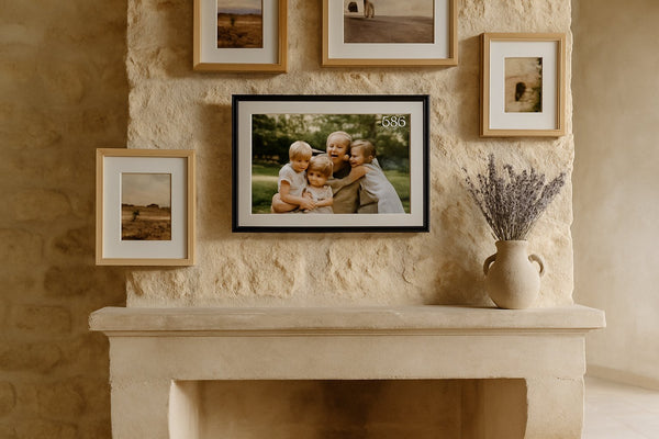 Frameo Plus kosten vergelijken: welke digitale fotolijst heeft alles al inbegrepen?